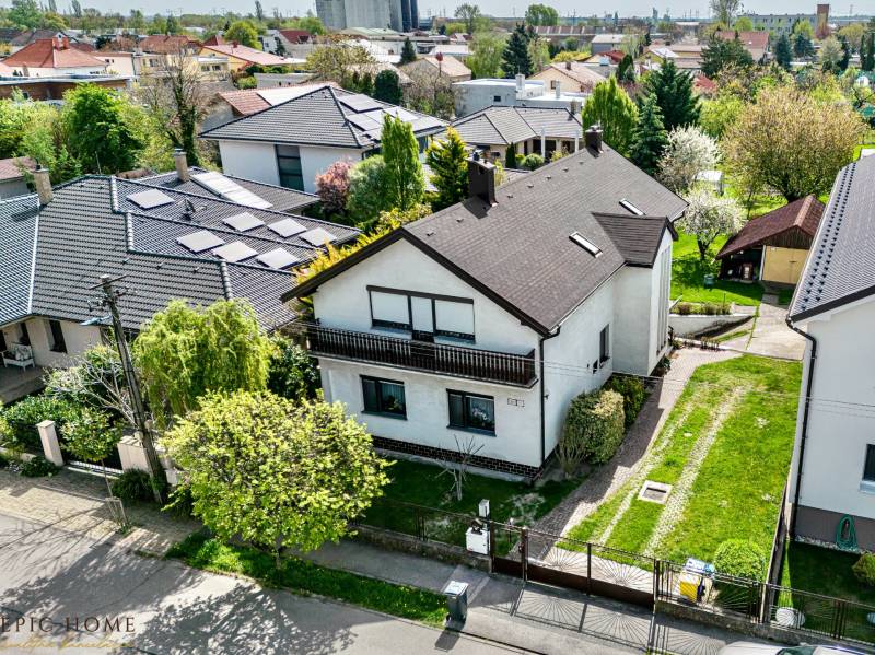 EpicHome_GROF_DOM-predaj_Biskupice_2025_DJI_0513.jpg