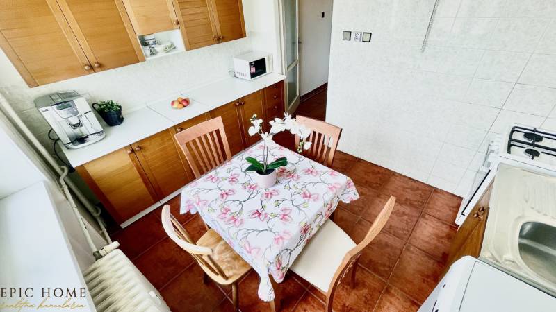 PREDAJ_3_IZBOVY_BYT_PANORAMATICKY_VYHLAD_KRASNANY_GROF_EPICHOME_IMG_2477.jpeg