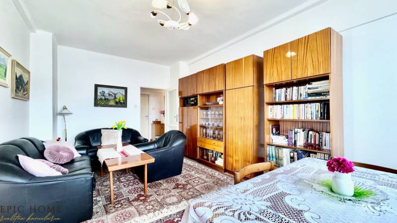 PREDAJ_3_IZBOVY_BYT_PANORAMATICKY_VYHLAD_KRASNANY_GROF_EPICHOME_IMG_2432.jpeg