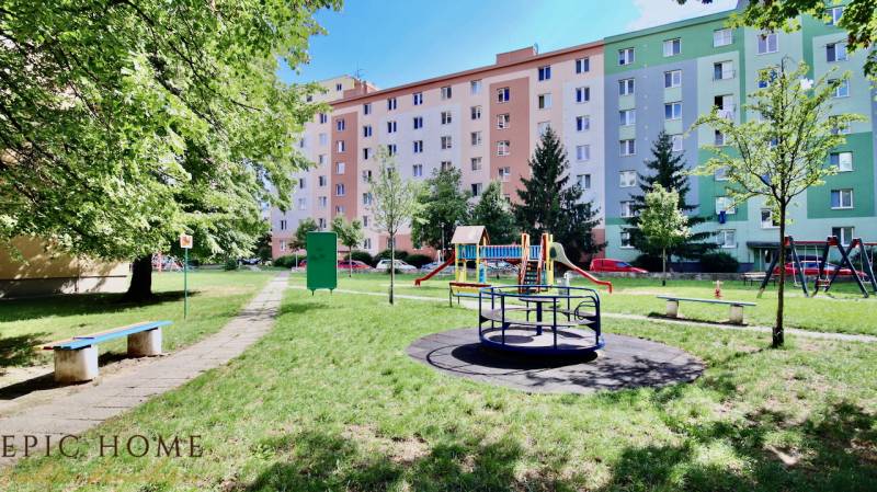 1iByt_Csl_Parasutistov_GROF_EpicHome_BA_082025_IIMG_3615.jpeg