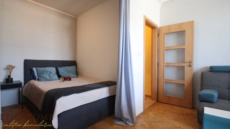 1iByt_Csl_Parasutistov_GROF_EpicHome_BA_082025_IIMG_3584.jpeg
